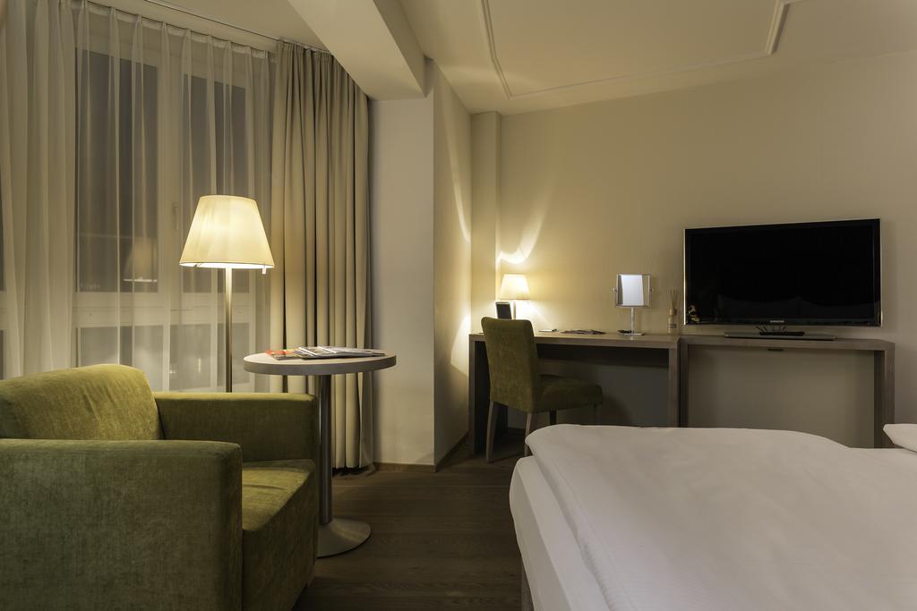 Platzhirsch Zuerich - Downtown Boutique Hotel & Sushi Lounge Esterno foto
