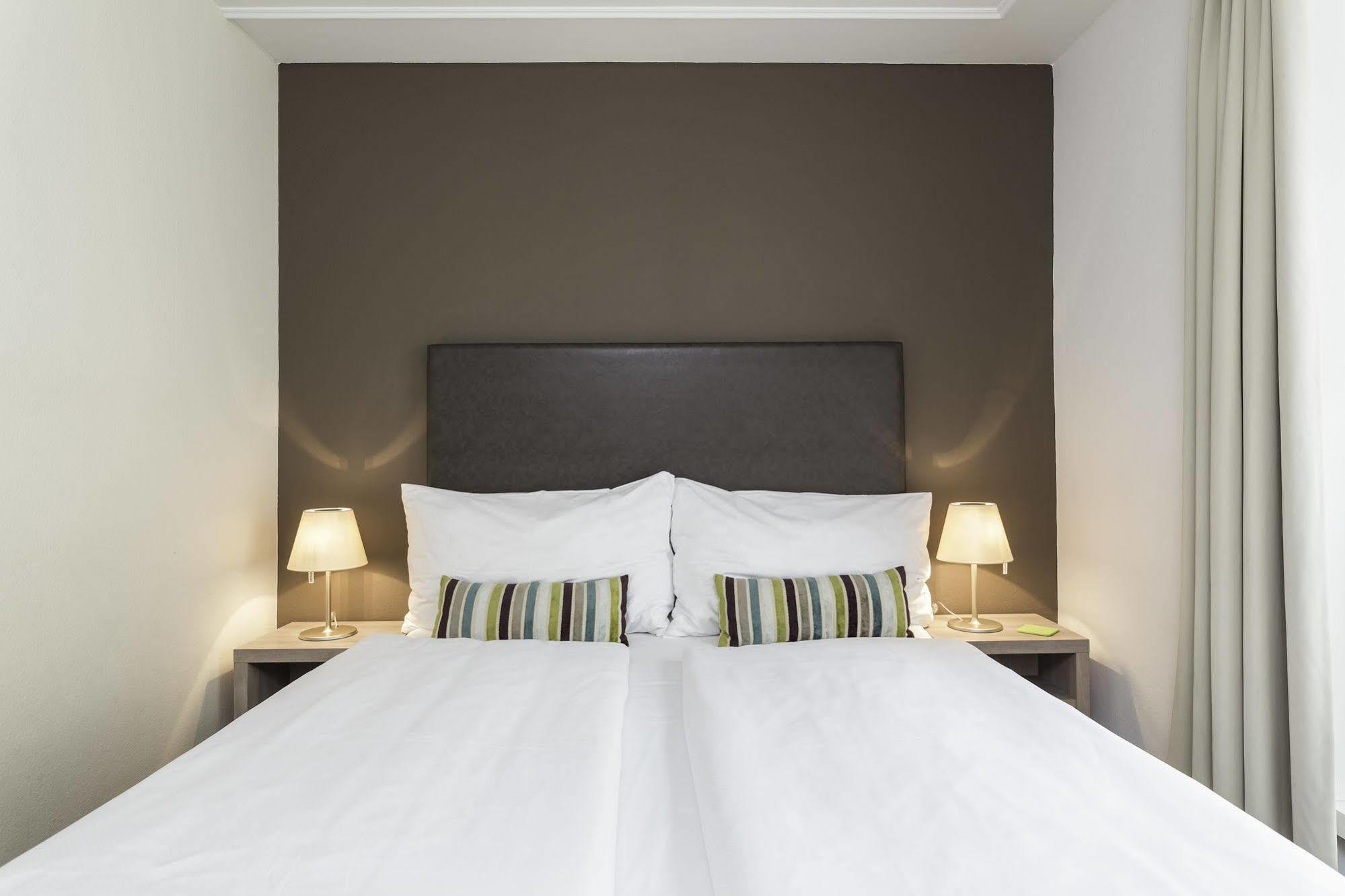 Platzhirsch Zuerich - Downtown Boutique Hotel & Sushi Lounge Esterno foto